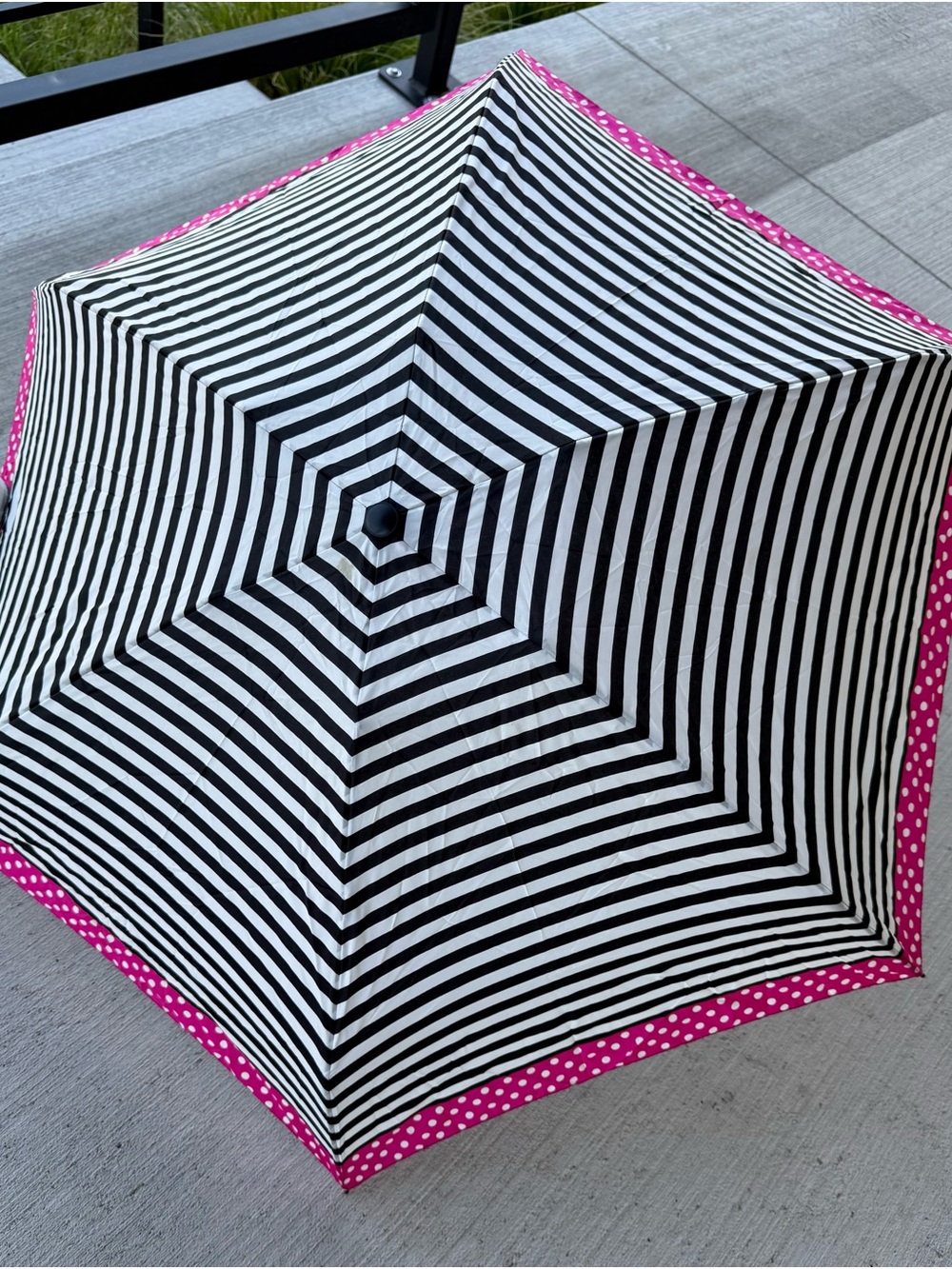 Like-New Black & White Striped Compact Umbrella with Pink Polka Dot Edge